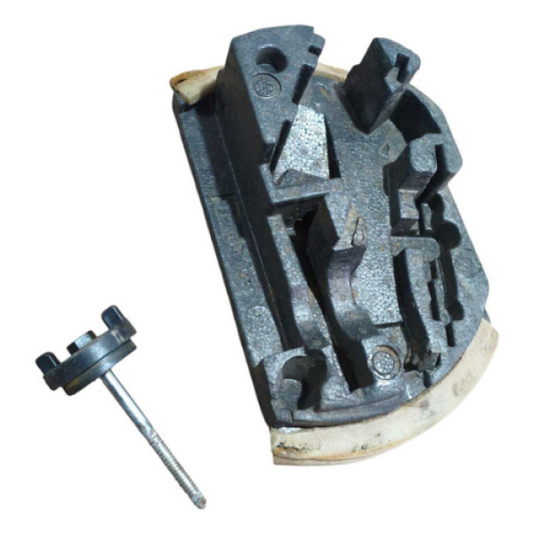  Parafuso Fixação Estepe Com Acabamento Fiat Uno Vivace 2015